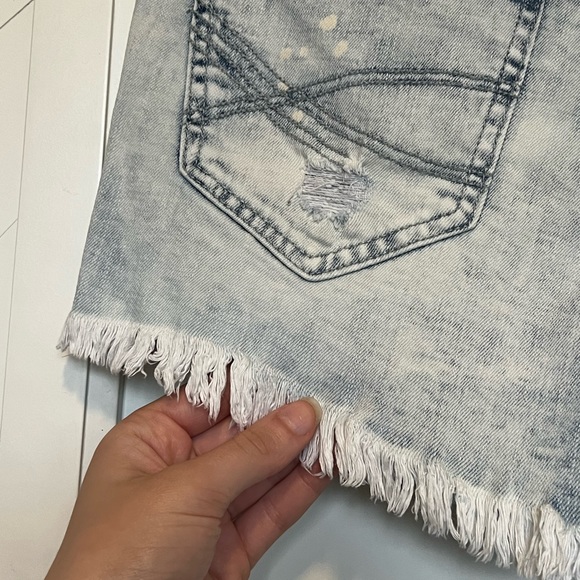 Women’s Aeropostale High Waisted Shorty Jean Shorts - Picture 6 of 9